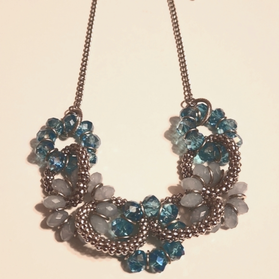 Ny Collection Blue And Silver Necklace 14$